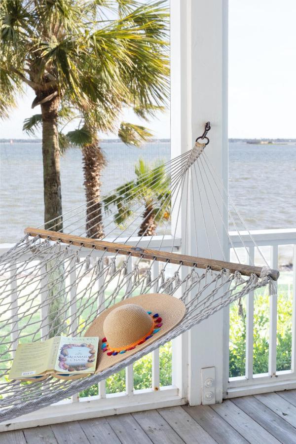 The Cottages On Charleston Harbor Exterior photo
